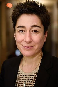 Porträt von Dunja Hayali
