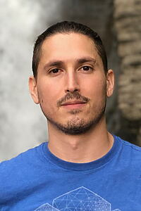 Porträt von Dusty Mancinelli