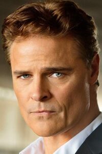 Porträt von Dylan Neal
