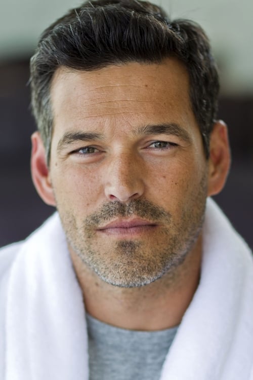 Porträt von Eddie Cibrian