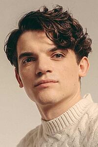 Porträt von Edward Bluemel
