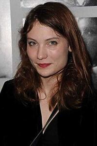 Porträt von Élise Lhomeau