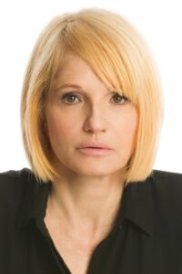 Porträt von Ellen Barkin
