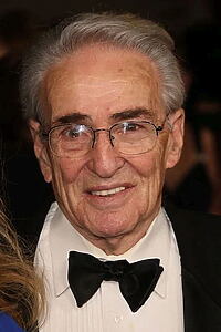 Porträt von Elliot Silverstein