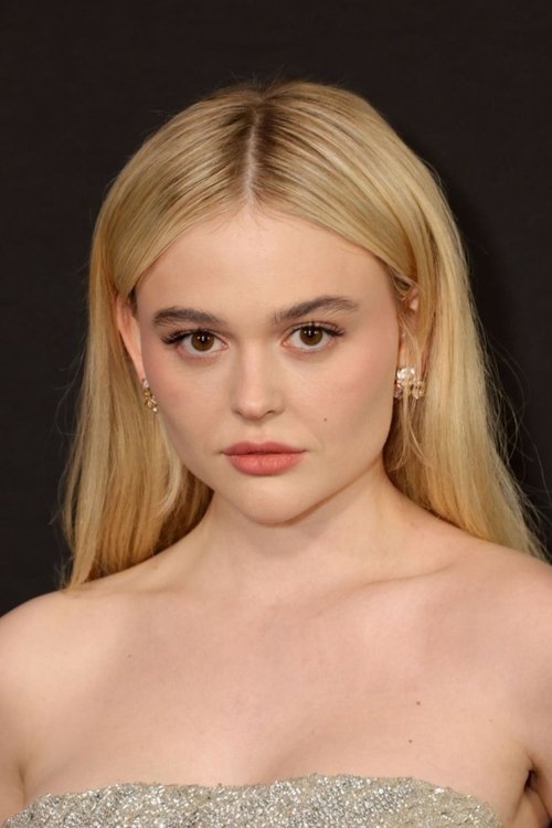 Porträt von Emily Alyn Lind