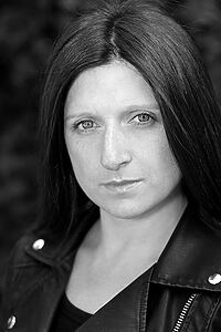 Porträt von Emily Aston