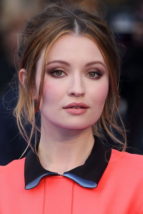 Porträt von Emily Browning