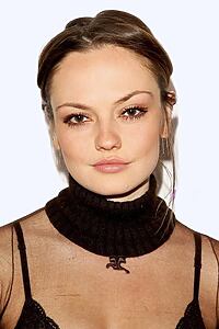 Porträt von Emily Meade