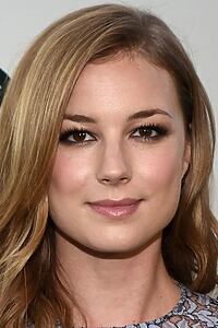 Porträt von Emily VanCamp