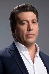 Porträt von Emre Kınay