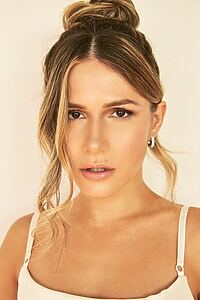 Porträt von Erin Sanders
