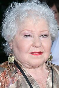Porträt von Estelle Harris
