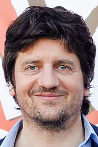 Porträt von Fabio De Luigi
