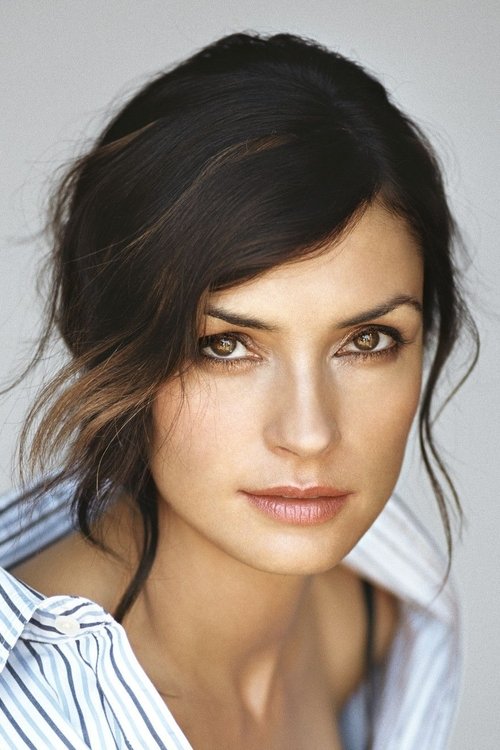 Porträt von Famke Janssen