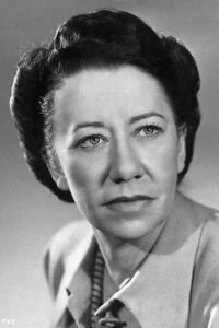 Porträt von Flora Robson