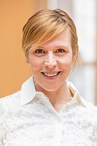 Porträt von Franziska Weisz