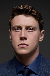 Porträt von George MacKay