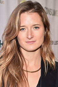 Porträt von Grace Gummer