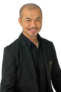 Porträt von Hideo Sako