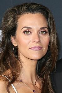 Porträt von Hilarie Burton