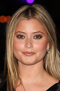 Porträt von Holly Valance