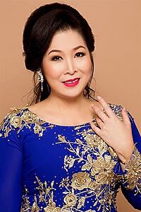 Porträt von Hồng Vân