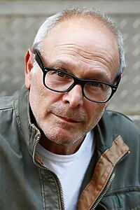 Porträt von Howard Deutch
