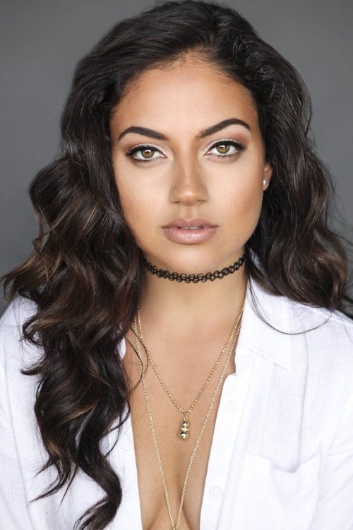 Porträt von Inanna Sarkis