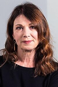 Porträt von Iris Berben