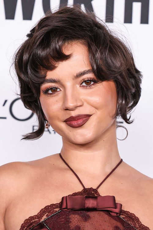 Porträt von Isabela Merced