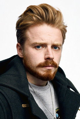 Porträt von Jack Lowden
