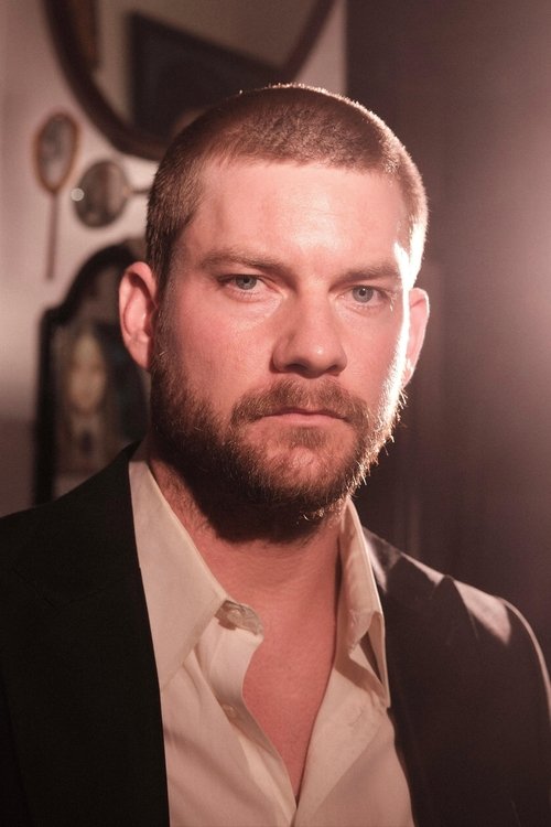 Porträt von Jake Weary