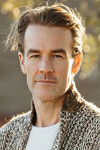 Porträt von James Van Der Beek