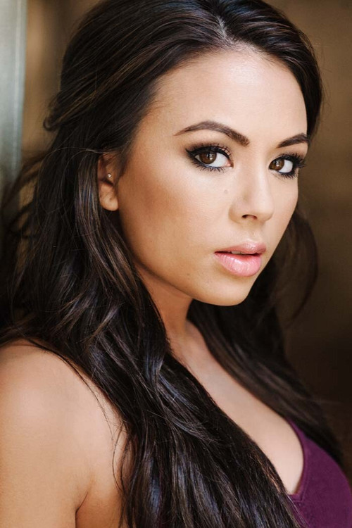 Porträt von Janel Parrish