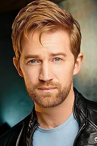 Porträt von Jason Dolley