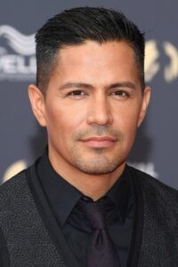 Porträt von Jay Hernandez