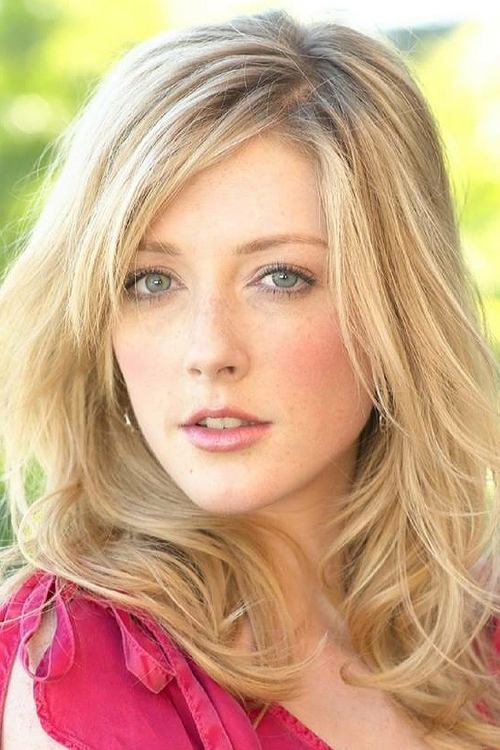 Porträt von Jennifer Finnigan