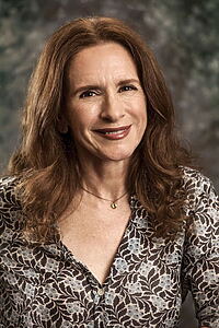 Porträt von Jennifer Flackett