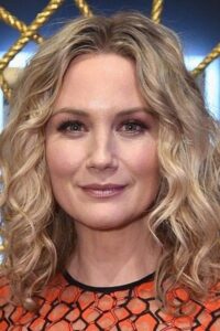 Porträt von Jennifer Nettles