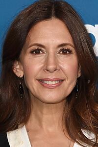 Porträt von Jessica Hecht
