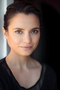 Porträt von Jessica Tovey