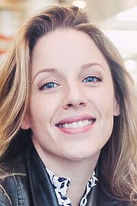 Porträt von Jessie Mueller