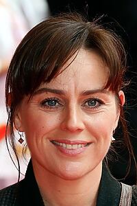 Porträt von Jill Halfpenny
