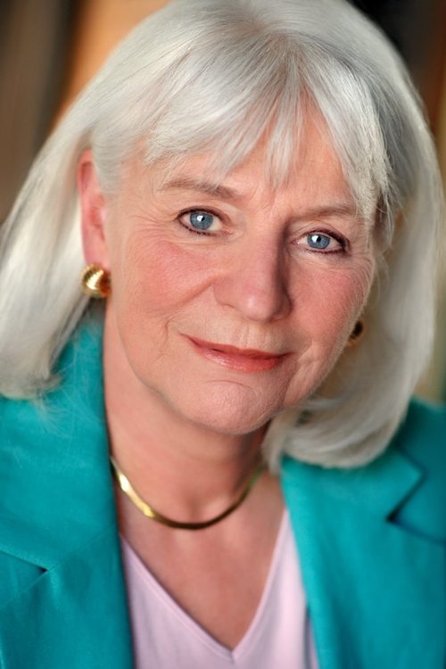 Porträt von Joanna Miles