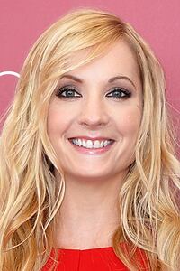 Porträt von Joanne Froggatt