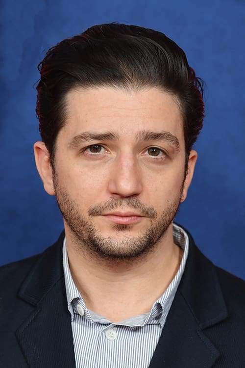 Porträt von John Magaro