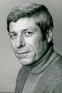 Porträt von John Woodvine