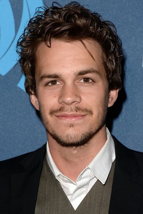 Porträt von Johnny Simmons