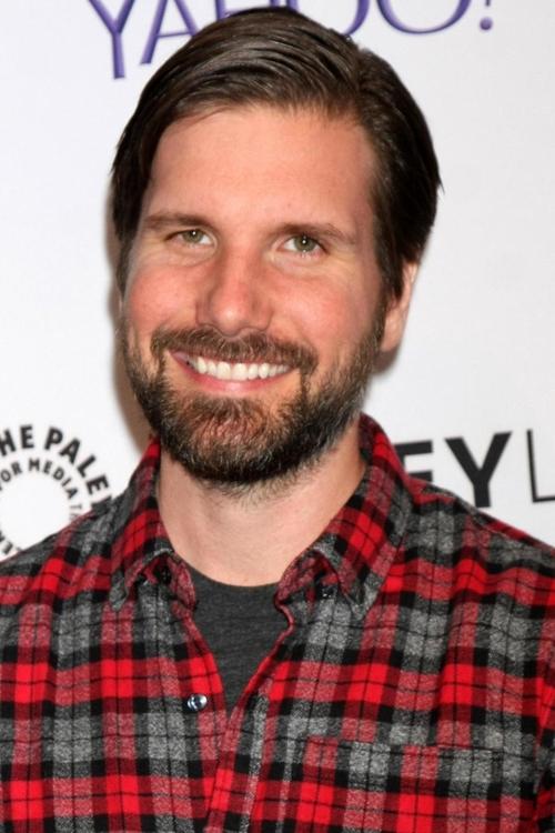 Porträt von Jon Lajoie
