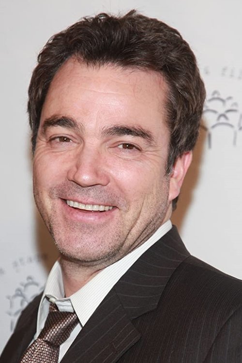 Porträt von Jon Tenney